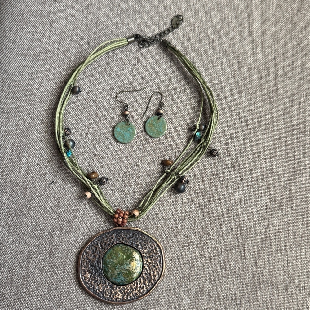 Green and Gold Necklace and Earring Set